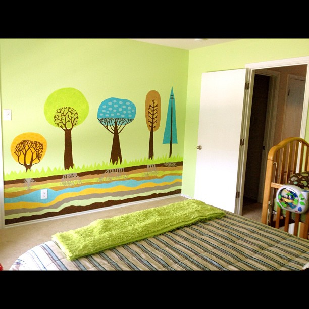 Home tour... Bedroom 3, "the green room"... My favorite! ❤