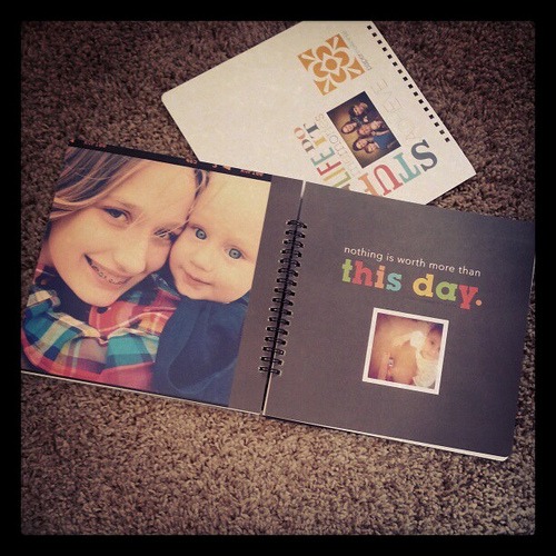 My mom's 2013 calender & dayplanner - courtesy of ♡ Instagram, me & Paper Coterie