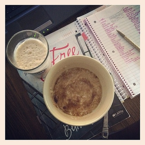 My awesome daughter just made me oatmeal with honey & a home made frappuccino. I love @wordsymphony !