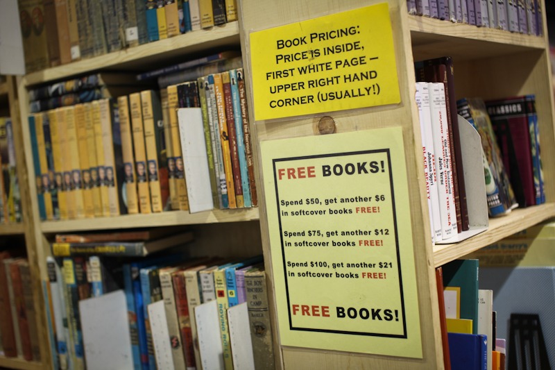 THSC Arlington 2015 - Used Books via @sprittibee