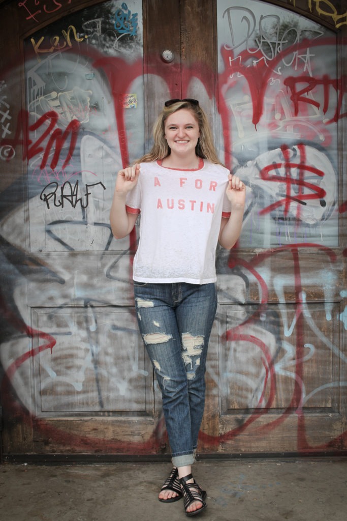 Gracie's Senior Photos in Austin, Texas via @sprittibee