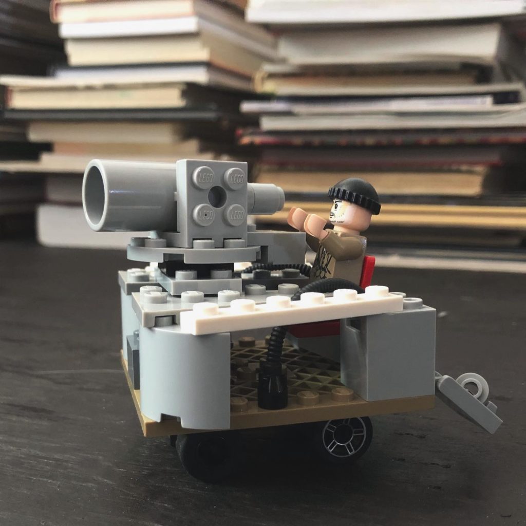 Lego Tank @sprittibee